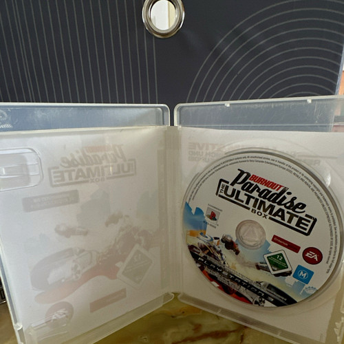 Burnout paradise ultimate - ultimate, box
